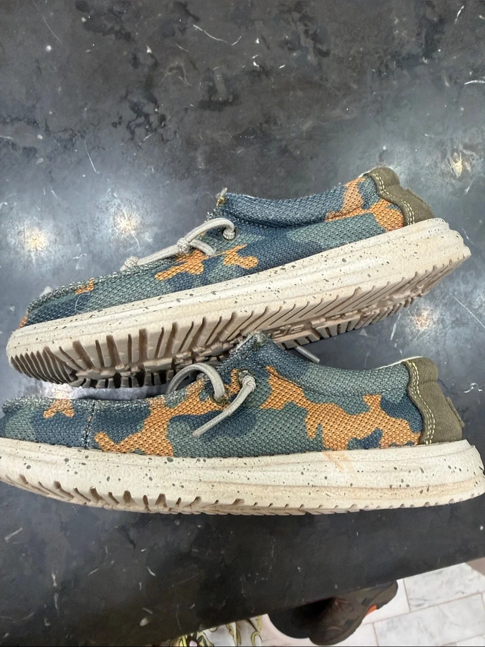 Hey Dude Boys Wally Canvas Slip-On Shoes in Camo - Size Y1-L2